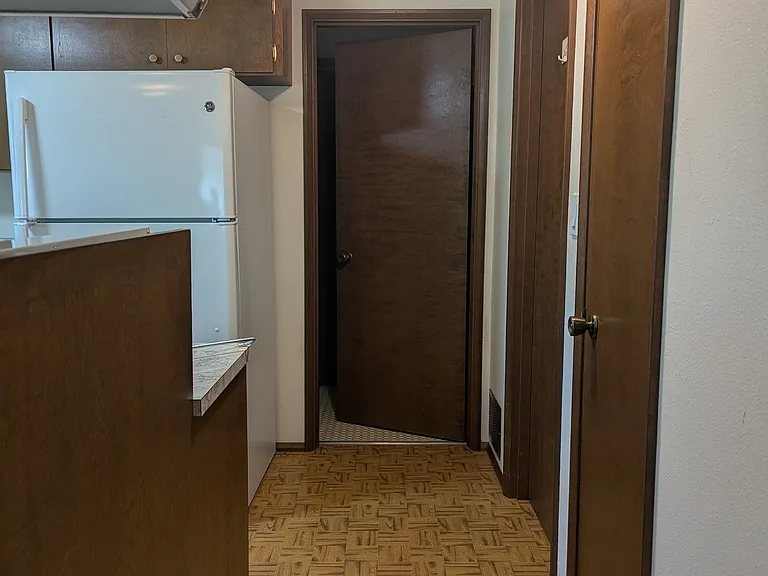 8 Cherokee Pl — Photo 13