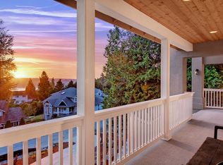 420 209th Ave NE, Sammamish, WA 98074