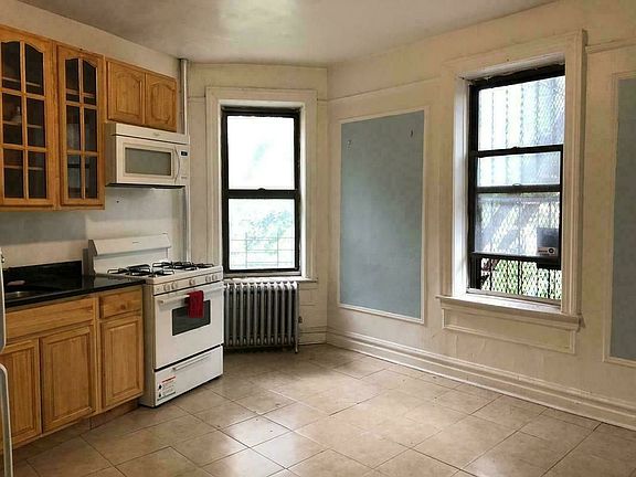 4th image of 417 Ocean Ave APT C9