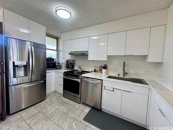 4th image of 500 University Ave APT 537