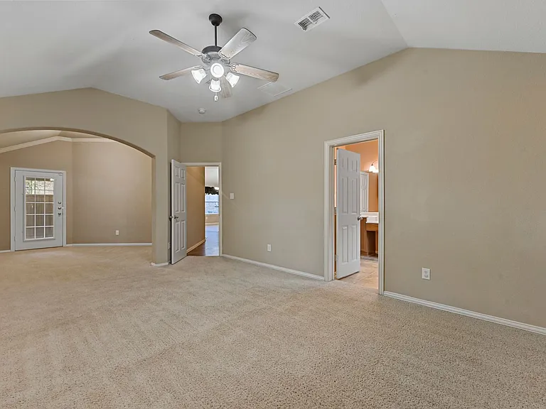 11962 Henderson Dr — Photo 16