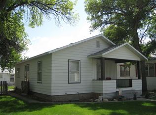 812 Culbertson Ave, Worland, WY 82401
