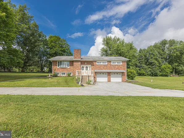 101 Lafayette Rd, Coatesville, PA 19320