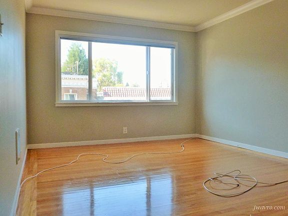 5th image of 2420 Franklin St APT 1