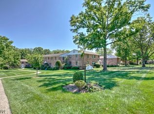 51 Troy Dr #51-D, Springfield Twp, NJ 07081