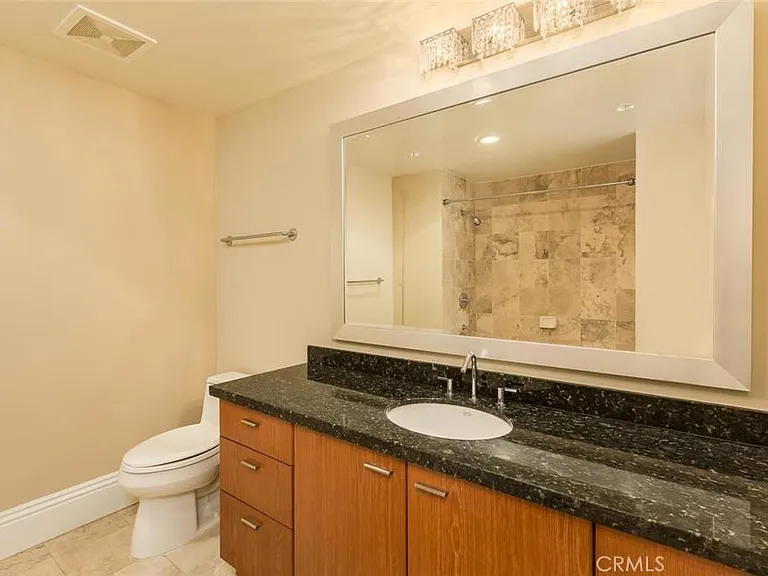 3141 Michelson Dr #808 — Photo 14