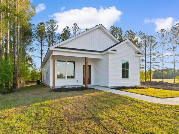 4170 Fairlane Rd., Loris, SC 29569