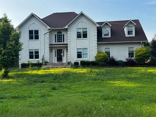 1447 Reagan Cir NW, Conyers, GA 30012