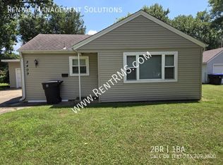 2409 SW 24th St, Topeka, KS 66611