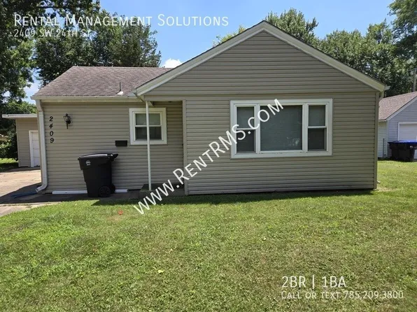 2409 SW 24th St, Topeka, KS 66611