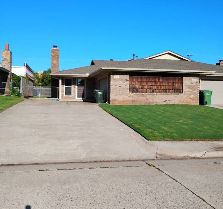 1st image of 1003 Summerton Pl