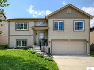 5314 S 196th St, Omaha, NE 68135