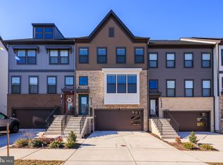 604 Lakemont Dr, Glen Burnie, MD 21060