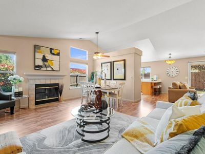 2145 Royal Ct, Lincoln, CA, 95648
