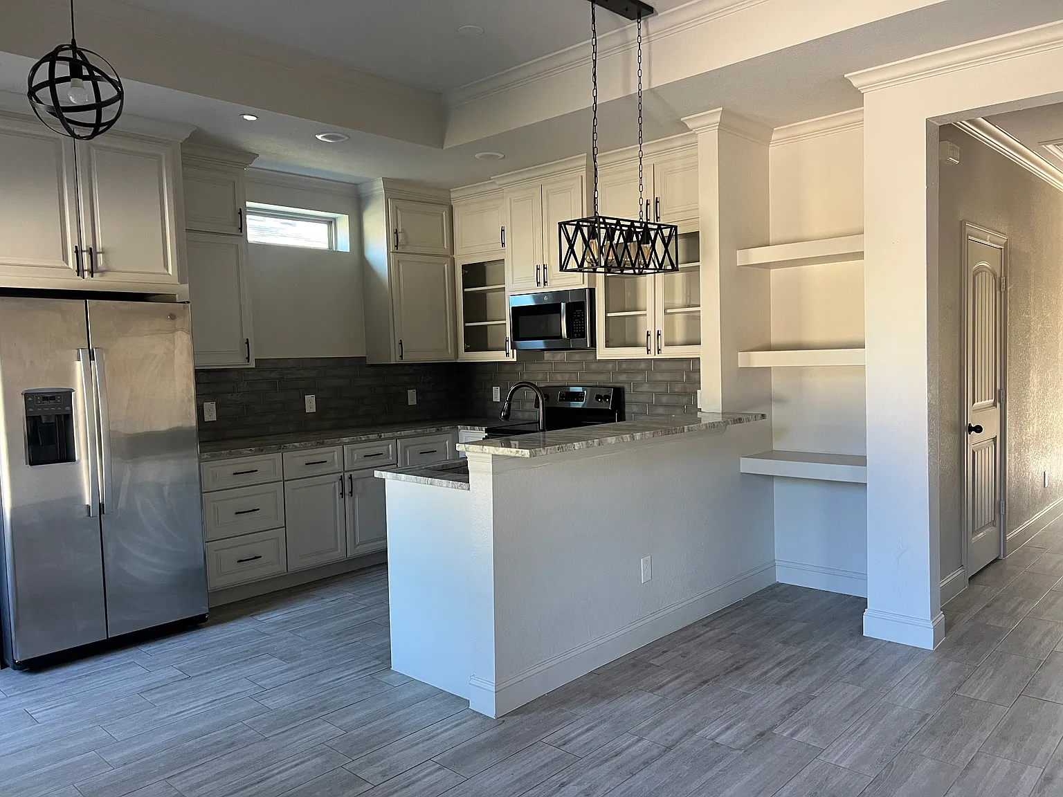 2 bed, $1,700 — Photo 2