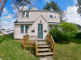612 N Arnold St, Mount Pleasant, MI 48858