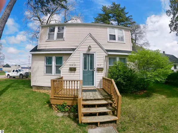 612 N Arnold St, Mount Pleasant, MI 48858