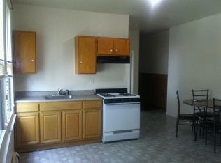 150 Brunswick St #J, Newark, NJ 07114