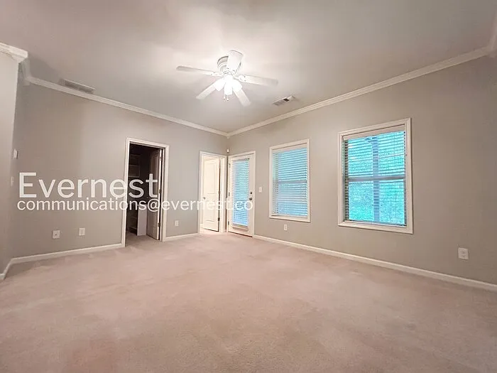 2148 W Village Ln SE — Photo 15