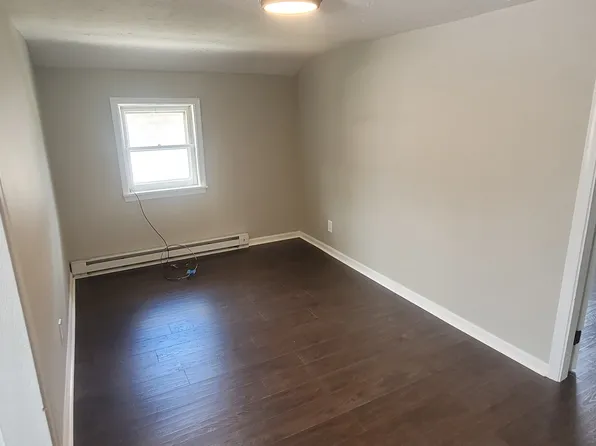 21 Pine St #4, Hanover, PA 17331