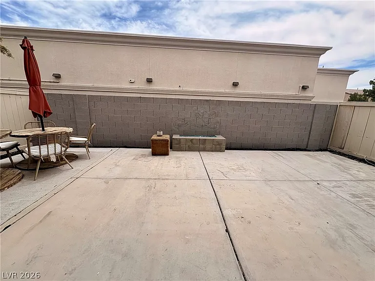 7376 Blanco Peak St — Photo 4