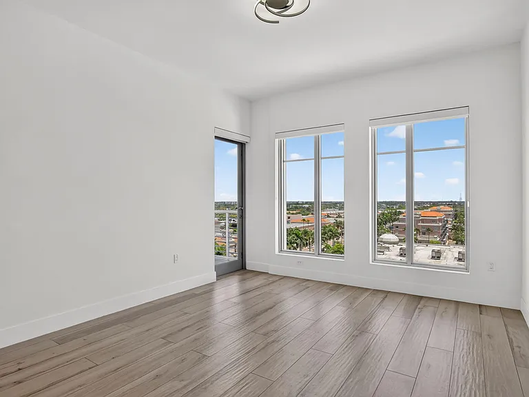 155 E Boca Raton Rd #1019 — Photo 7