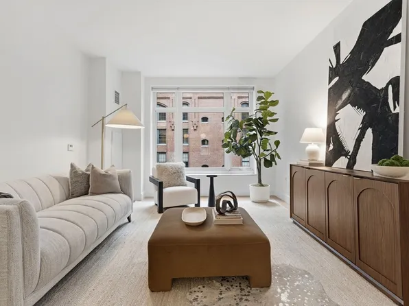 100 Lovejoy Wharf Unit 7N, Boston, MA 02114