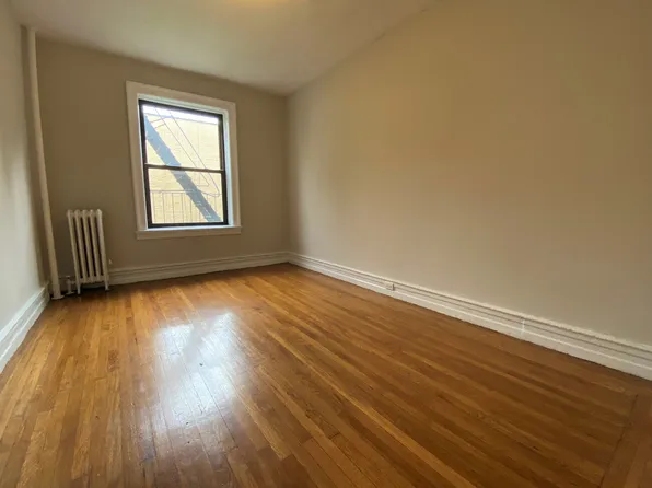 711 Ocean Avenue image 5 of 8