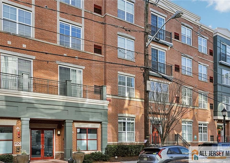 1st image of 443 2nd St APT 309
