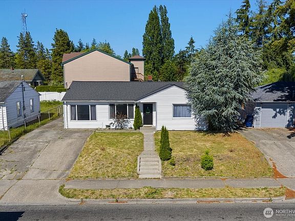 2nd image of 1816 S Sprague Avenue