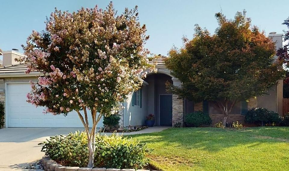 1st image of 9824 N Backer Ave
