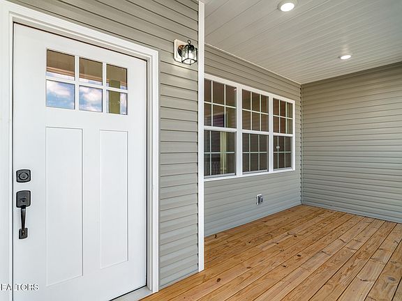 5th image of 2676 Vista Meadows Ln