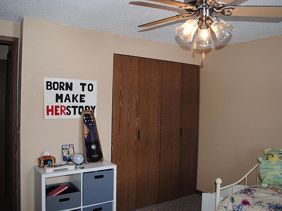 3rd image of 210 Falls Ct APT C