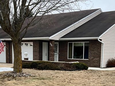 330 E Benton St, Le Roy, MN, 55951