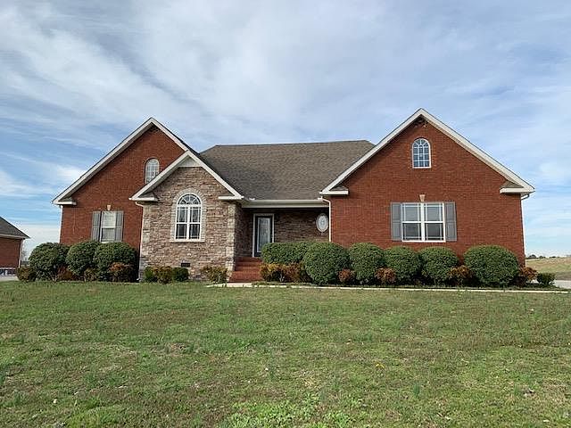 1st image of 610 Collins Run