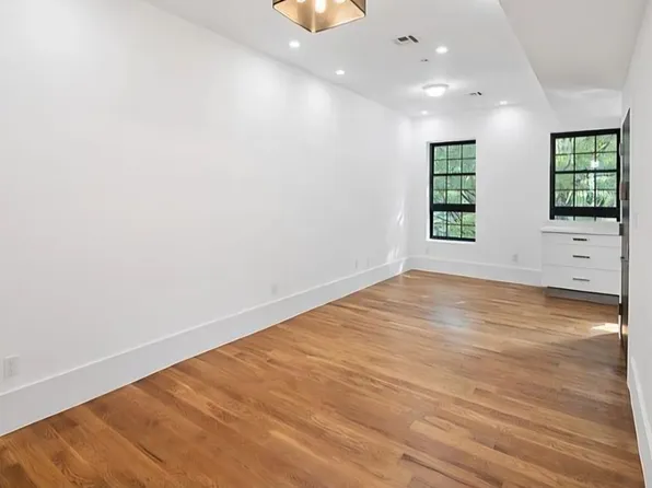 601 Saint Mark's Avenue image 1 of 9
