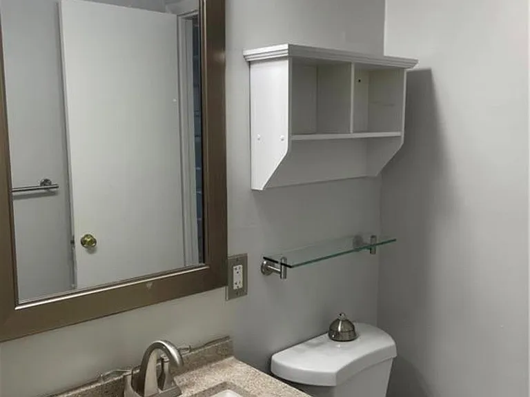 58 Manor Dr — Photo 16