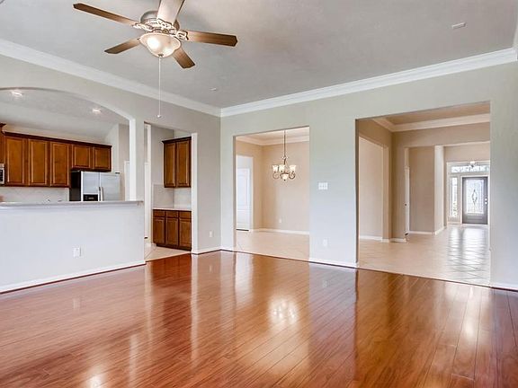 3rd image of 24638 Wild Oak Lake Dr
