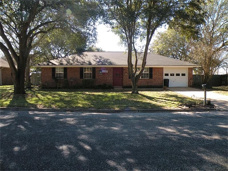 1st image of 124 Wild Phlox Dr