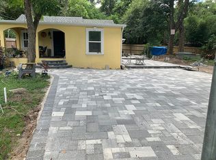 135 S Pine St, Deland, FL 32724
