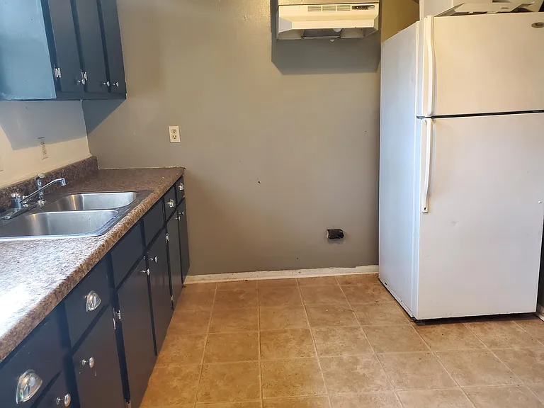 1510 W 21st St — Photo 10
