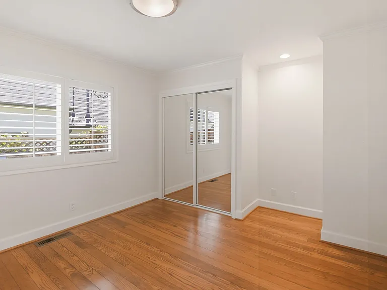 148 Cedar St — Photo 34