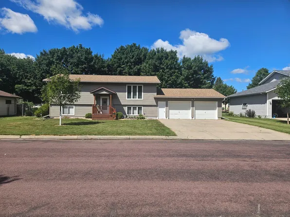 3708 Cedar Creek Ct, Fairmont, MN 56031