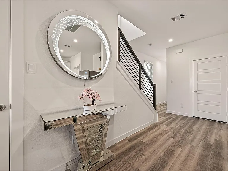 10514 Wellesley Terrace Trl — Photo 3