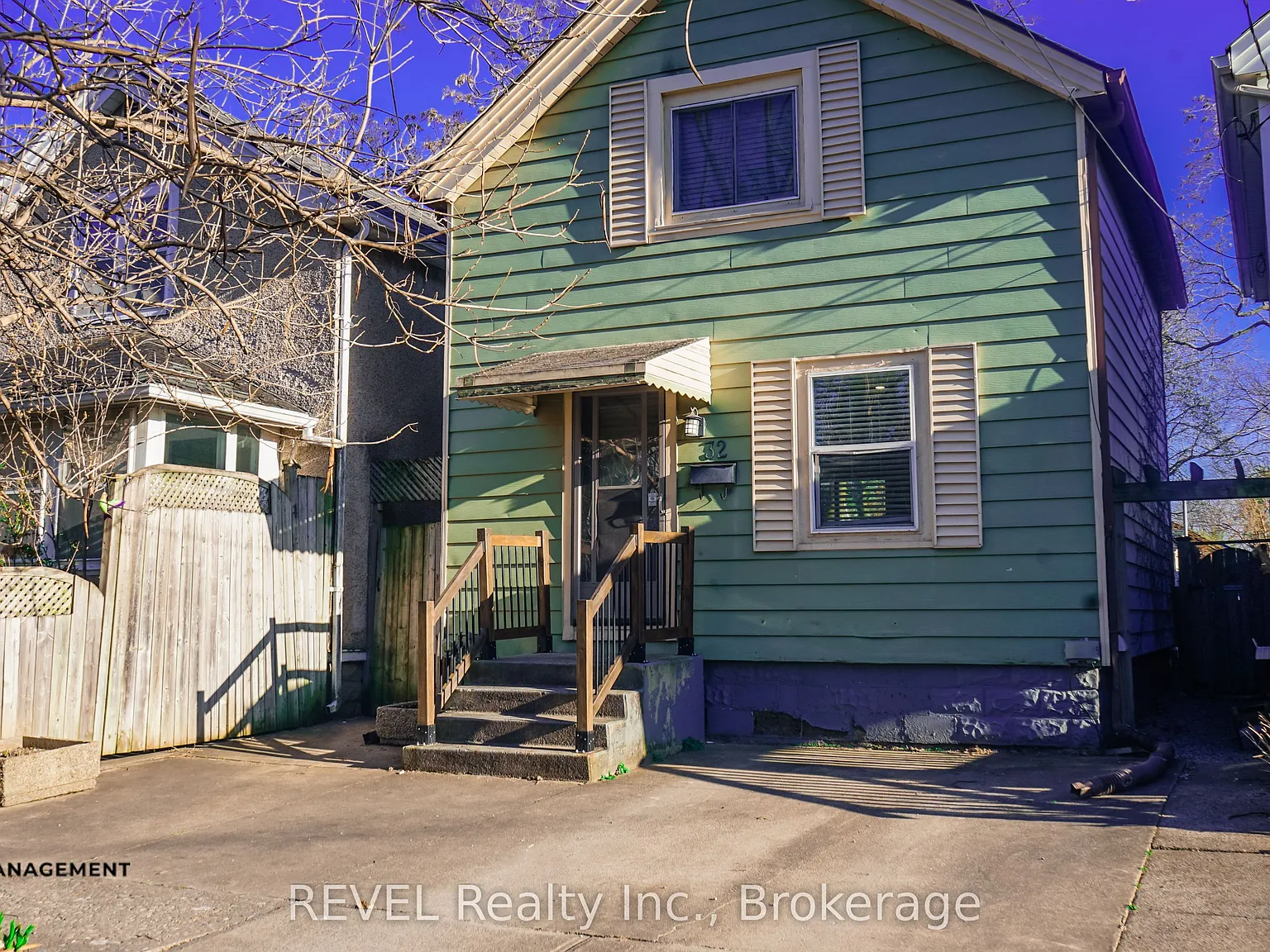 3 bed, $2,150 — Photo 2
