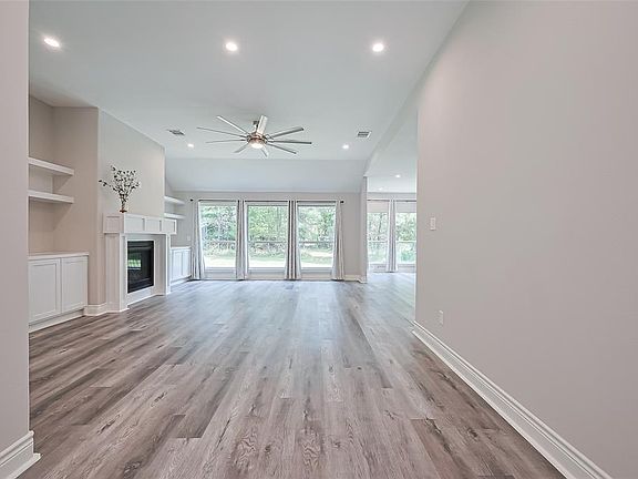 5th image of 30418 Highland Boulevard
