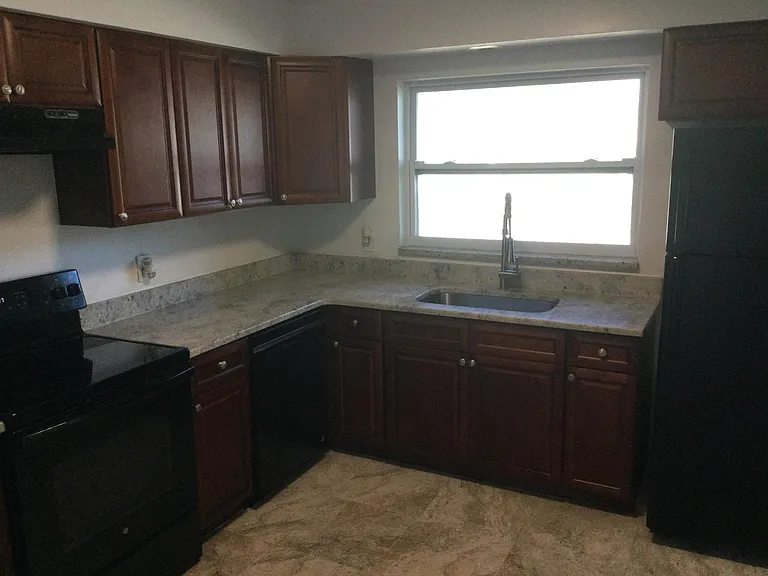 3097 Crescent Dr — Photo 19