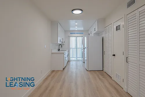 536 E Cypress Ave #302 Photo 1