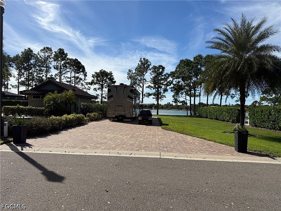1st image of 13815 Golden Palms Cir