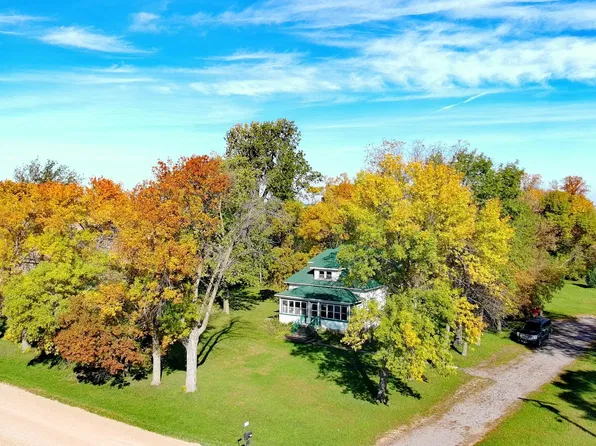 10509 270th St, Milroy, MN 56263